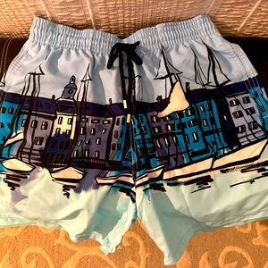 Men’s swim shorts